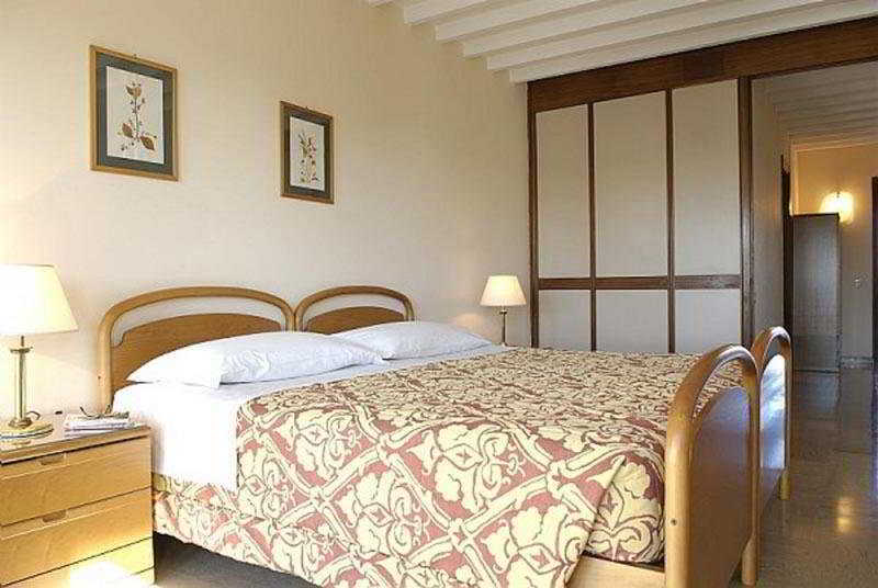Residenze Garden Aparthotel Ρώμη Δωμάτιο φωτογραφία